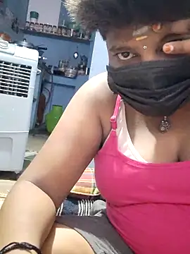 divyasree1431 online show from May 18, 3:18 pm