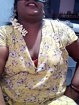 divyasree1431 online show from June 9, 2:50 pm