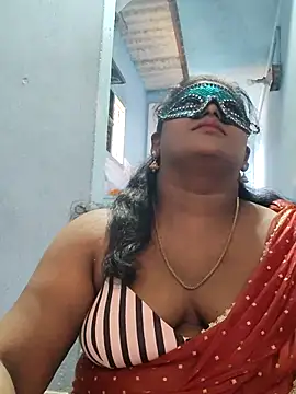 divyasree1431 online show from June 14, 6:15 am