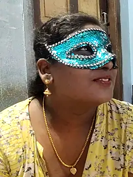 divyasree1431 online show from July 29, 3:21 pm