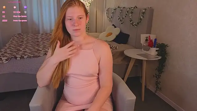 Snapshot of Sally_Ange1 chatting on July 9, 9:24 am Sally Ange1 online show from July 9, 9:24 am