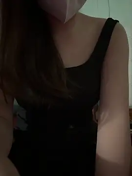 Snapshot of SISI-SEXXY chatting on April 22, 5:21 am SISI-SEXXY online show from April 22, 5:21 am
