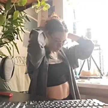 Shy Bamby online show from February 10, 10:52 am