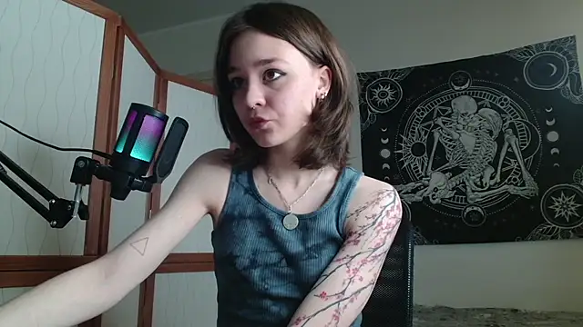 Mysterious Toy online show from February 10, 5:06 pm