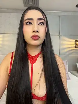 Snapshot of IvonneOwen chatting on August 2, 3:27 am IvonneOwen online show from August 2, 3:27 am