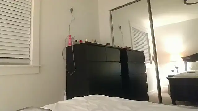 ASH Blondie Slut online show from March 11, 8:09 am