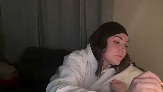 BellaMarieXO online show from March 22, 2:59 am