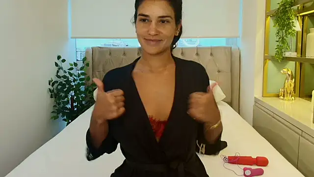 Maxine Spencer online show from February 5, 7:51 pm