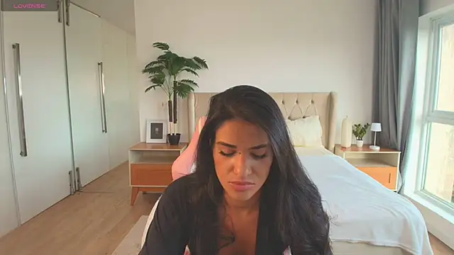 Maxine Spencer online show from March 3, 7:42 pm