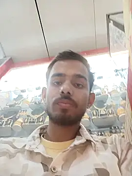 Rajkuma12345 online show from February 17, 8:44 am