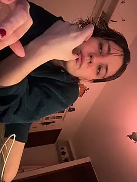 witchdub online show from May 18, 9:31 pm