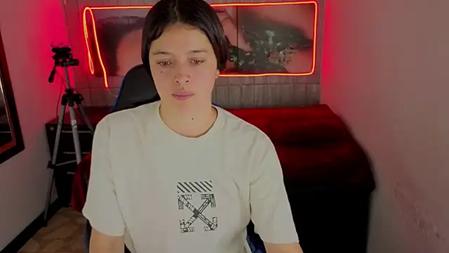 Harley quinzell online show from February 4, 7:31 pm