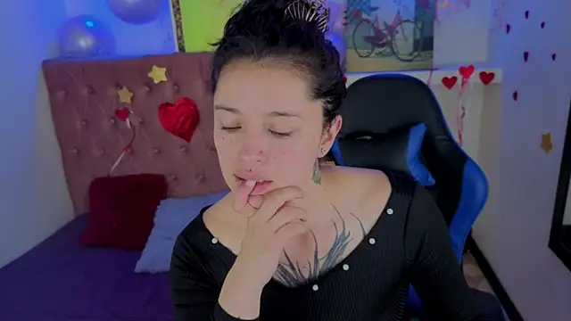 Harley quinzell online show from February 23, 7:00 pm