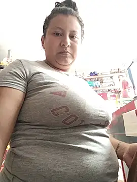 Snapshot of SexyandnaughtyLatinos chatting on May 25, 3:18 pm SexyandnaughtyLatinos online show from May 25, 3:18 pm