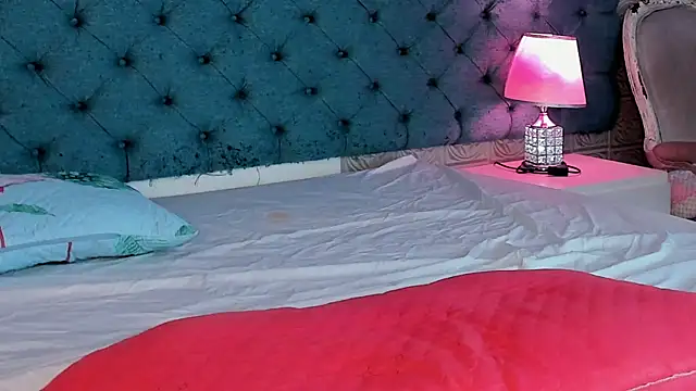 TinyRosee online show from February 22, 2:48 pm