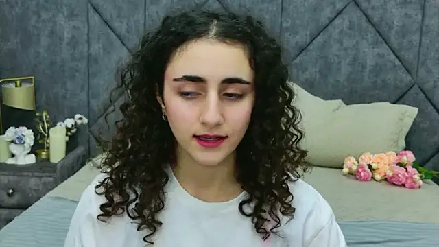 Susan Fors online show from February 15, 6:21 am