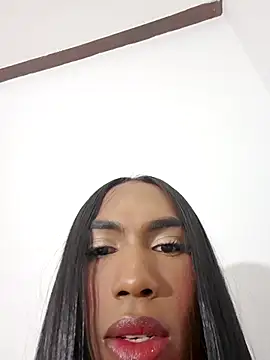 Snapshot of zarina_coleman chatting on June 24, 4:22 am zarina coleman online show from June 24, 4:22 am