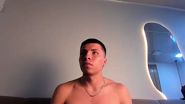 LoganGreys online show from March 8, 2:04 am