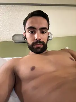 Snapshot of sergioreisxd chatting on May 16, 3:55 pm sergioreisxd online show from May 16, 3:55 pm