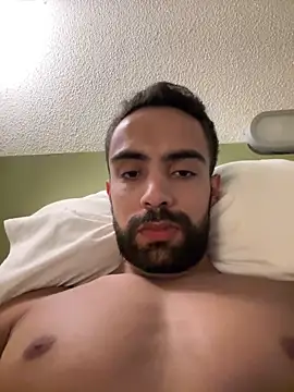 Snapshot of sergioreisxd chatting on May 17, 3:08 pm sergioreisxd online show from May 17, 3:08 pm
