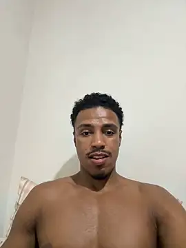 Snapshot of LorenzoBlack27 chatting on May 6, 10:59 pm LorenzoBlack27 online show from May 6, 10:59 pm