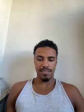 Snapshot of LorenzoBlack27 chatting on May 10, 8:03 pm LorenzoBlack27 online show from May 10, 8:03 pm