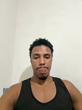 Snapshot of LorenzoBlack27 chatting on May 18, 10:37 pm LorenzoBlack27 online show from May 18, 10:37 pm