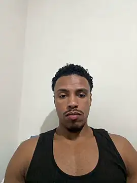 Snapshot of LorenzoBlack27 chatting on June 10, 12:11 am LorenzoBlack27 online show from June 10, 12:11 am