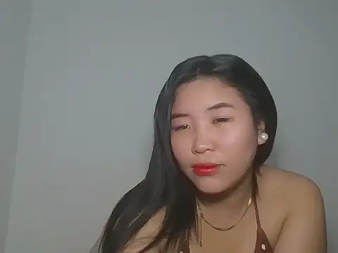 Snapshot of Zyeiii chatting on February 2, 4:49 pm Zyeiii online show from February 2, 4:49 pm