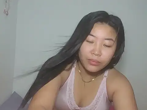 Snapshot of Zyeiii chatting on February 14, 7:38 am Zyeiii online show from February 14, 7:38 am