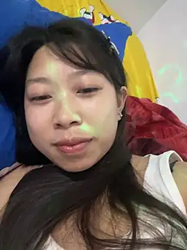 Snapshot of Mayly_lucky2 chatting on May 3, 2:28 am Mayly lucky2 online show from May 3, 2:28 am