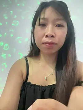 Snapshot of Mayly_lucky2 chatting on May 4, 5:53 pm Mayly lucky2 online show from May 4, 5:53 pm