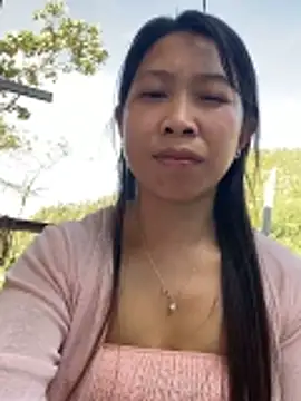 Snapshot of Mayly_lucky2 chatting on May 14, 12:12 pm Mayly lucky2 online show from May 14, 12:12 pm
