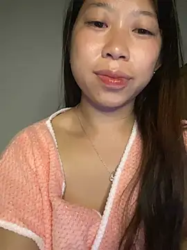 Snapshot of Mayly_lucky2 chatting on May 20, 10:05 pm Mayly lucky2 online show from May 20, 10:05 pm