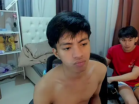 davincihugecock online show from March 8, 5:17 pm