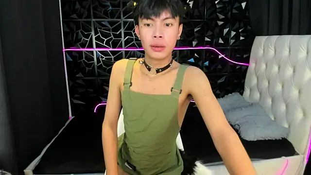 urtwinkbrixz online show from March 8, 5:11 am