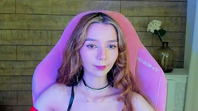 Snapshot of VanessaVienne chatting on February 1, 4:27 pm VanessaVienne online show from February 1, 4:27 pm