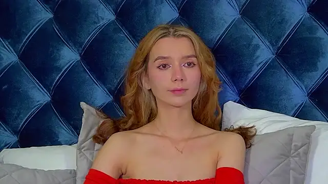 Snapshot of VanessaVienne chatting on February 8, 4:10 pm VanessaVienne online show from February 8, 4:10 pm