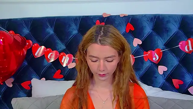 Snapshot of VanessaVienne chatting on February 11, 4:12 pm VanessaVienne online show from February 11, 4:12 pm