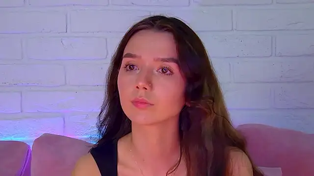 Snapshot of VanessaVienne chatting on March 13, 4:24 pm VanessaVienne online show from March 13, 4:24 pm