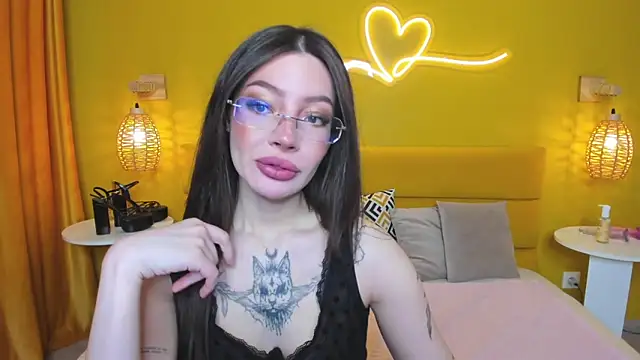 IvyDainty online show from May 3, 1:22 am