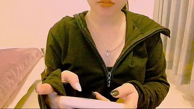 Snapshot of ting_368 chatting on May 22, 6:09 am ting 368 online show from May 22, 6:09 am