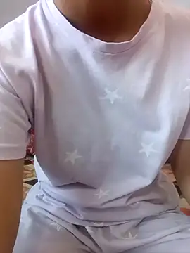 Snapshot of eddy_girl chatting on March 6, 8:55 am eddy girl online show from March 6, 8:55 am