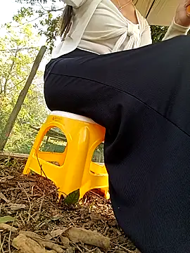 Snapshot of hoahong2 chatting on March 1, 6:15 am hoahong2 online show from March 1, 6:15 am