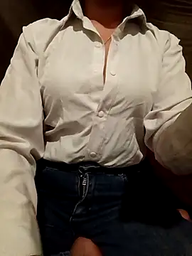 Snapshot of hoahong2 chatting on March 2, 6:03 am hoahong2 online show from March 2, 6:03 am