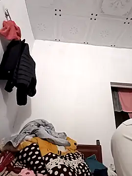 Snapshot of Anna-2k chatting on March 13, 12:23 pm Anna-2k online show from March 13, 12:23 pm