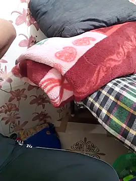 Snapshot of Deepa_rani6 chatting on March 8, 12:53 pm Deepa rani6 online show from March 8, 12:53 pm