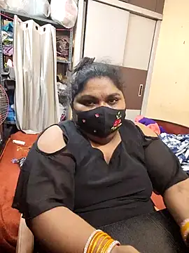 misammahyd online show from May 24, 8:03 pm
