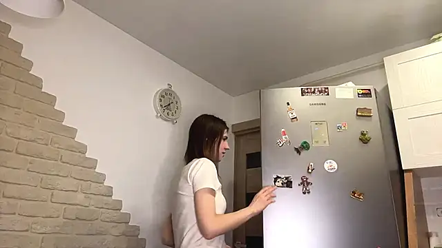 ElsieKuhlmann online show from February 27, 4:12 am