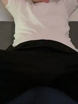 Snapshot of Fat__Slut chatting on February 6, 4:32 pm Fat Slut online show from February 6, 4:32 pm